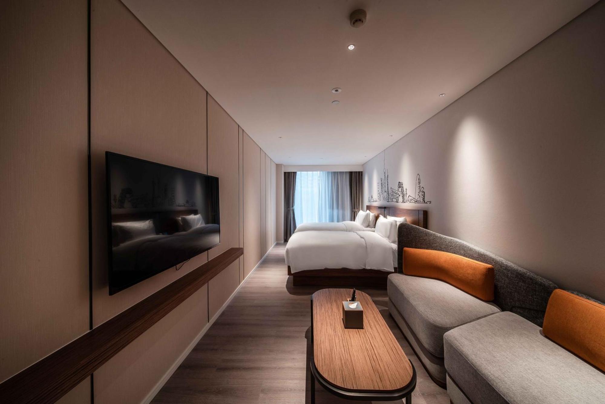 Urcove By Hyatt Shanghai Lujiazui Expo Center Exterior photo